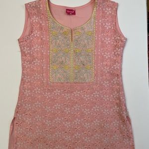 Brisa Ethnic Dress with hand made Embroidery and Detailing, Girls M, with zipper